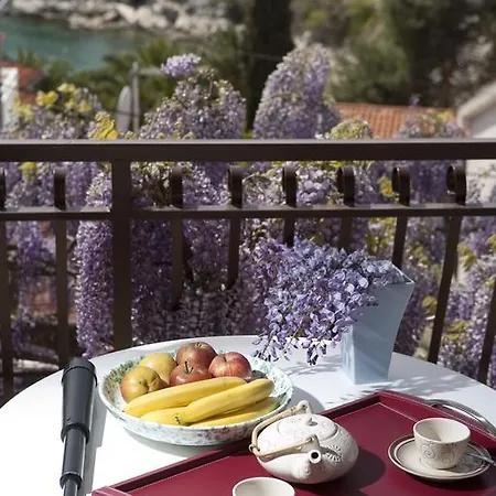 Perla بيت للعطل